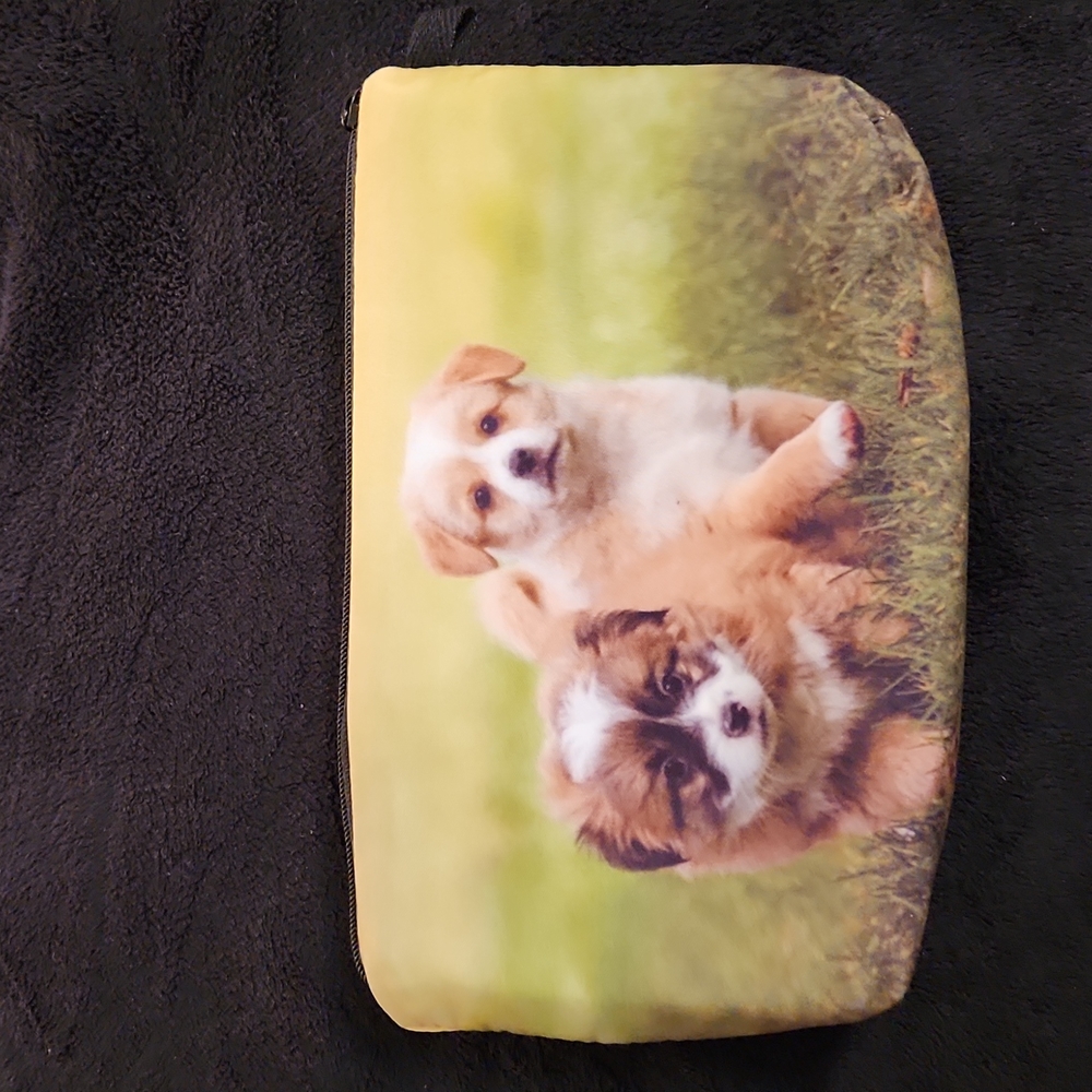 NEW- Cosmetic Bag, Storage Bag - Dogs - Picture 4 of 6